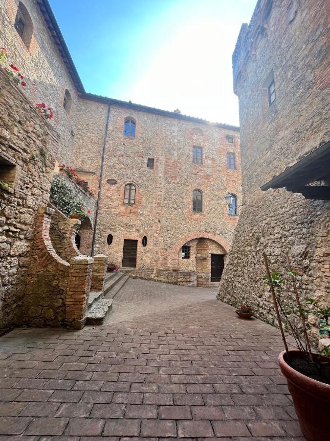 Castel Pietraio Villa Monteriggioni Buitenkant foto